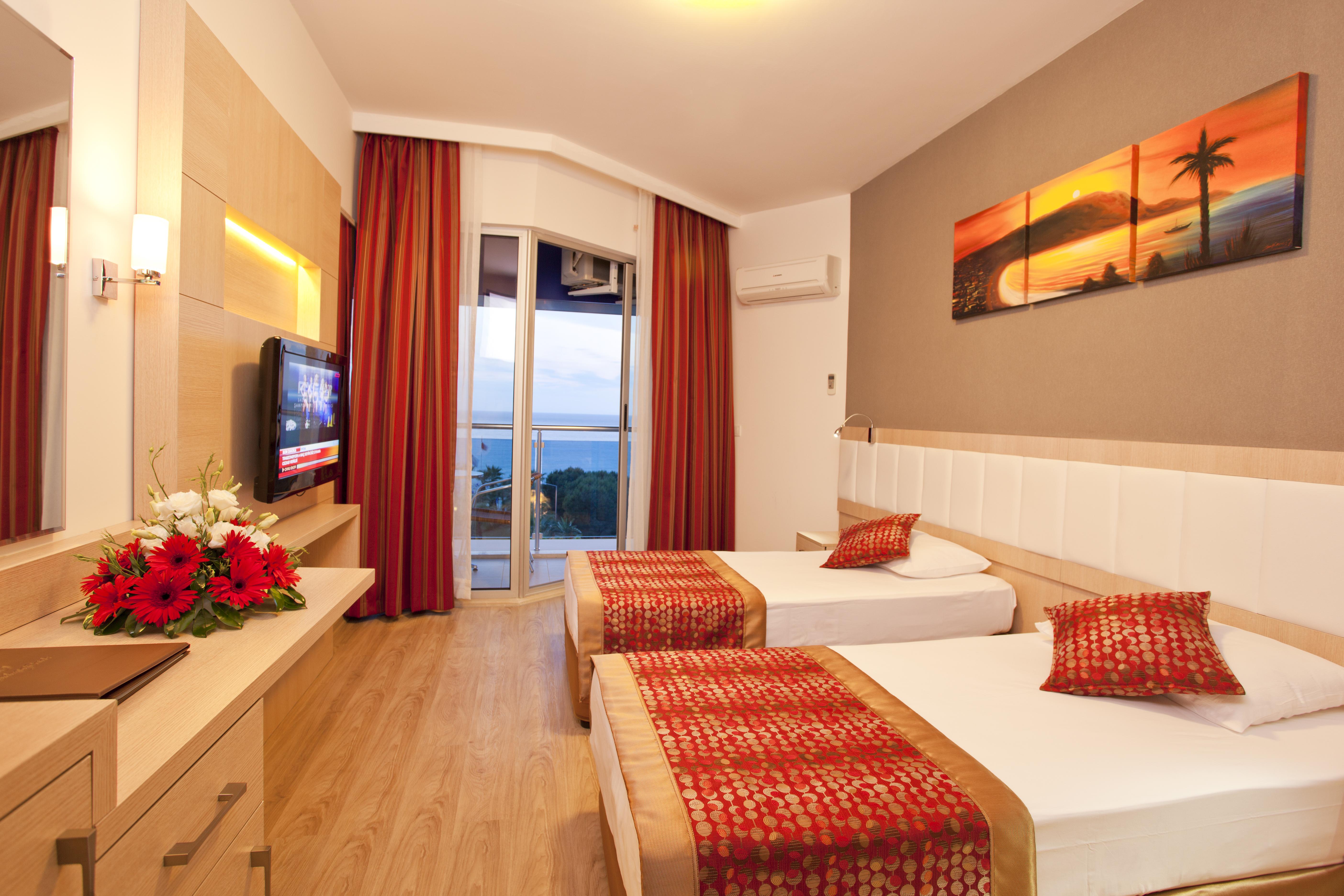 Хорошие недорогие отели в турции для отдыха. Gardenia Hotel 4 Аланья. Гардения Бич отель 4*. Gardenia Beach Hotel 4 Турция. Gardenia Beach Hotel 5*.